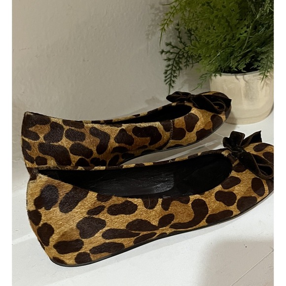 BCBG Max Azria Flat Shoes Womens Size 5 1/2 Animal Print Casual - Picture 5 of 9